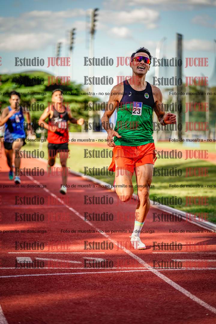 Fotos de los 3000 m llanos de varones