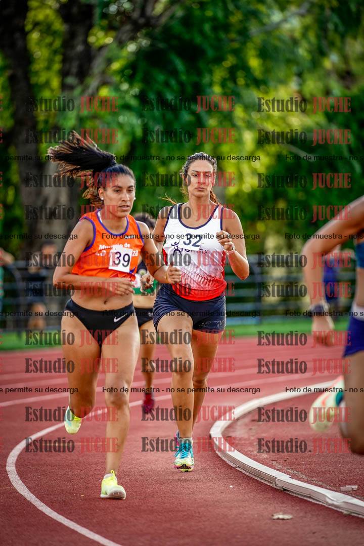 Fotos de los 1500 m llanos de mujeres