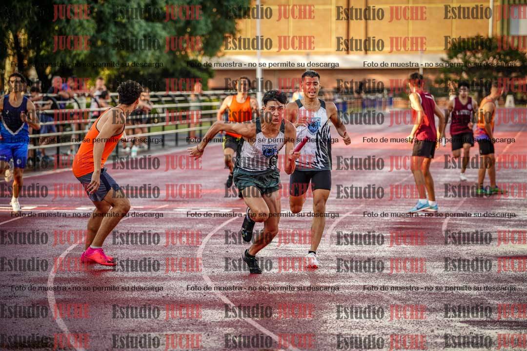 Fotos de las Postas 4x400 m de varones
