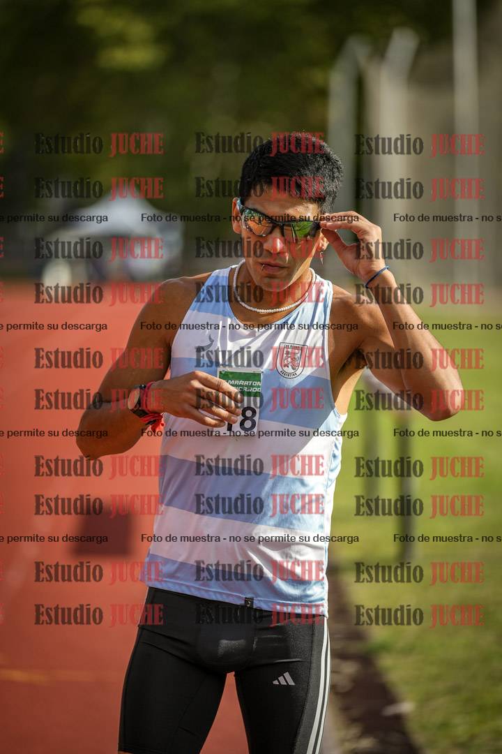 Fotos de los 3000 m llanos de varones