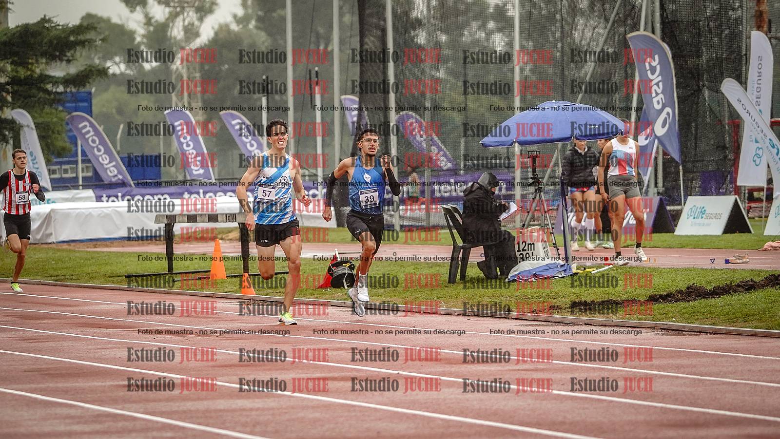 Fotos de los 1500 m llanos de varones