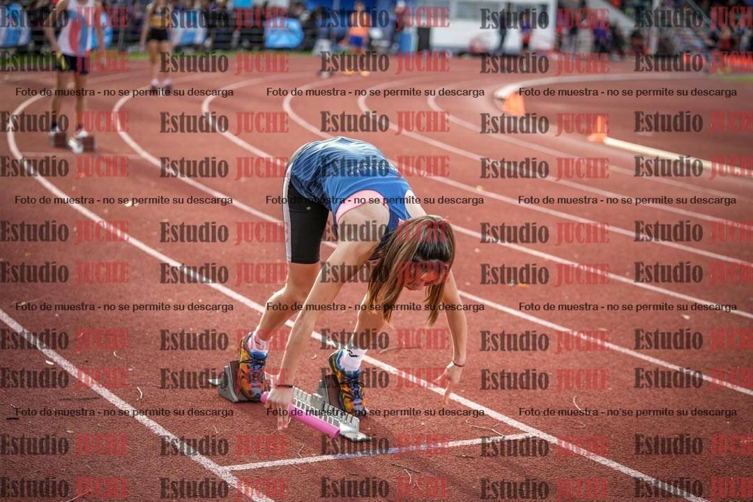 Fotos de las Postas 8x300 m mixta