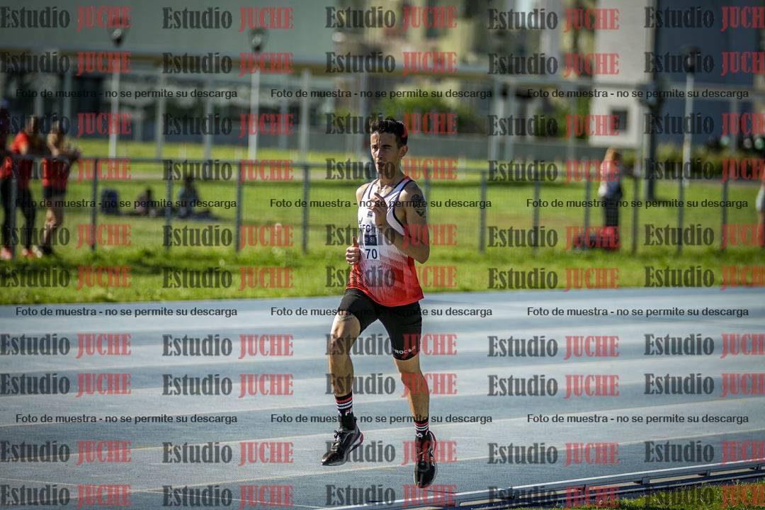 Fotos de los 3000 m llanos de varones