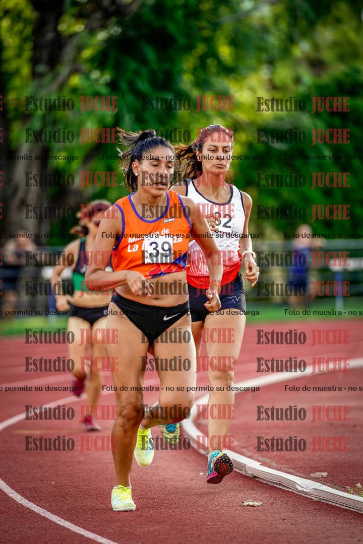Fotos de los 1500 m llanos de mujeres
