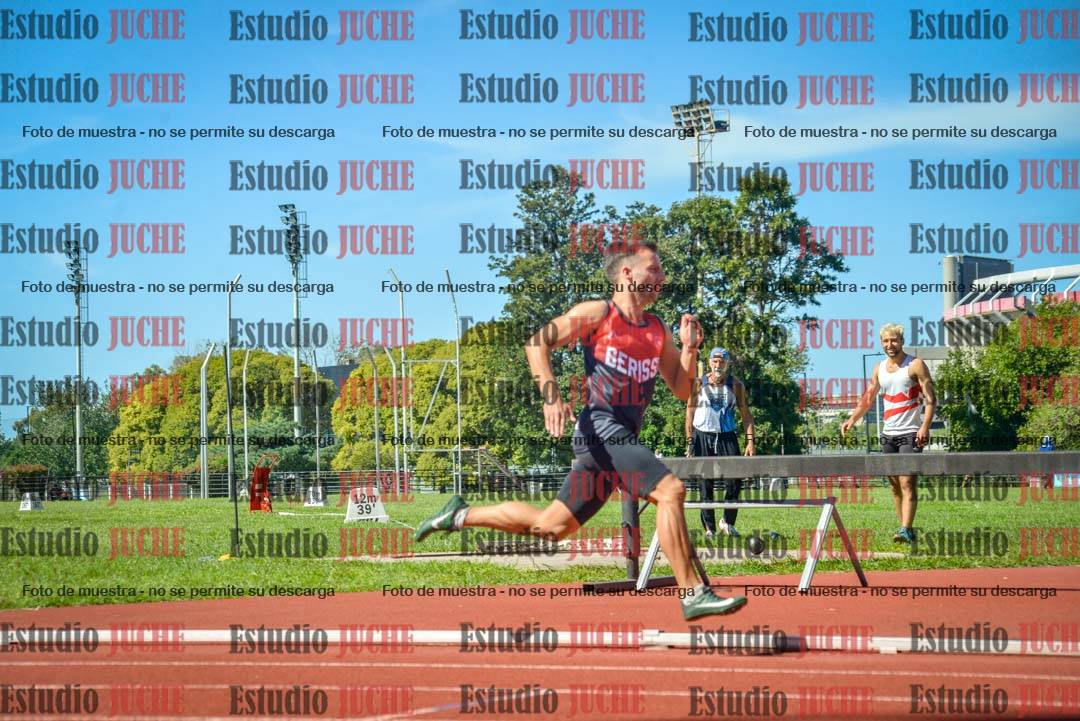 Fotos de los 400 m llanos de varones