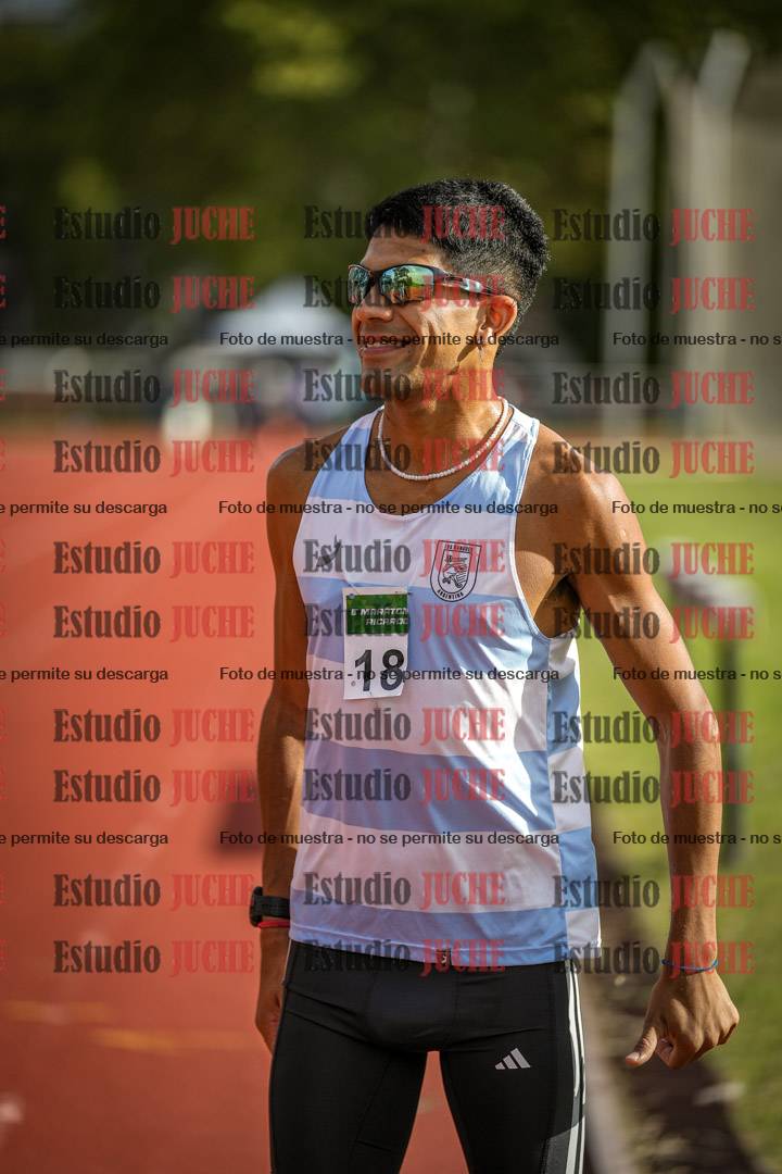 Fotos de los 3000 m llanos de varones