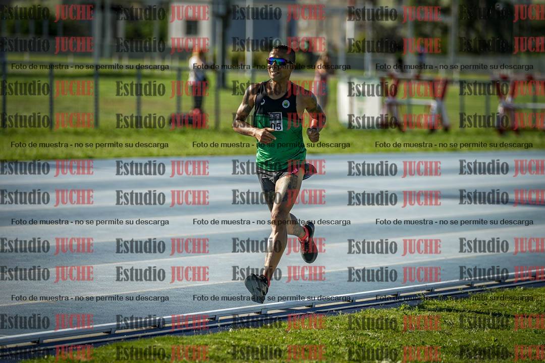 Fotos de los 3000 m llanos de varones
