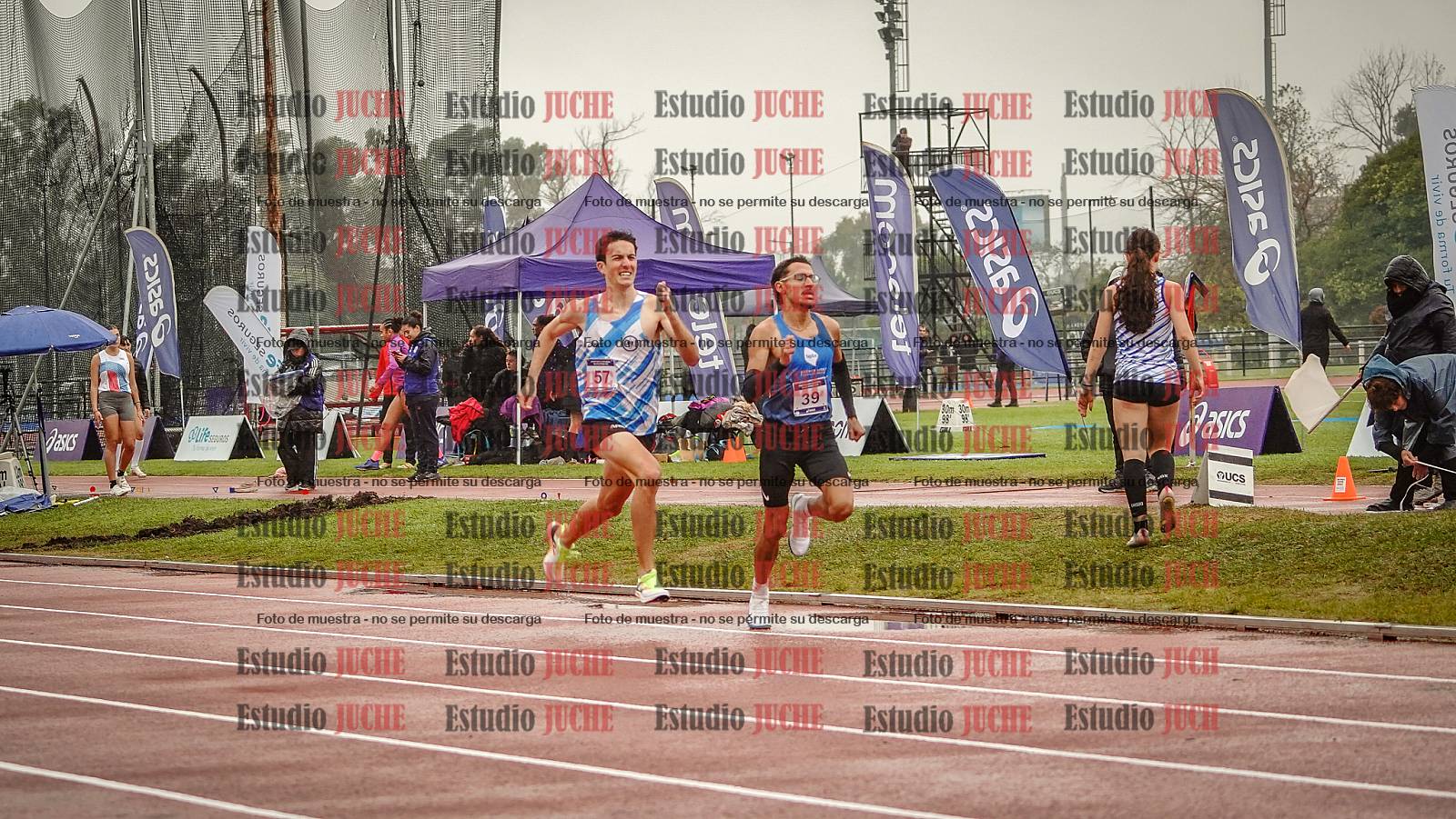 Fotos de los 1500 m llanos de varones