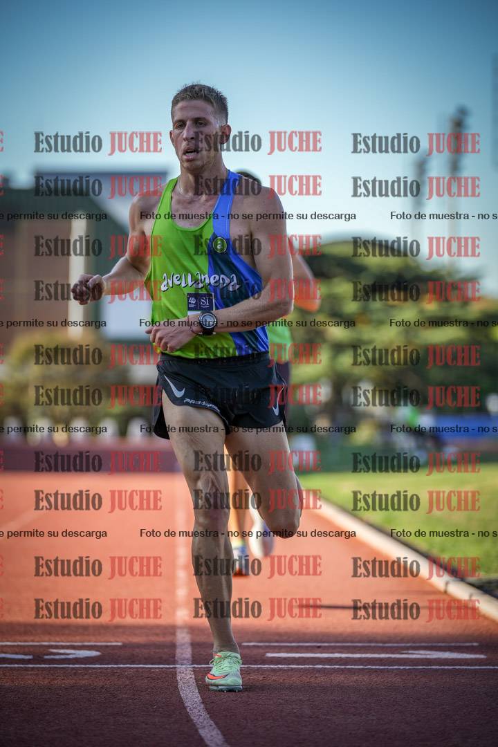 Fotos de los 3000 m llanos de varones