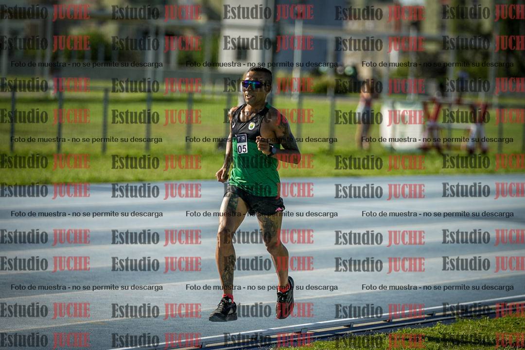 Fotos de los 3000 m llanos de varones