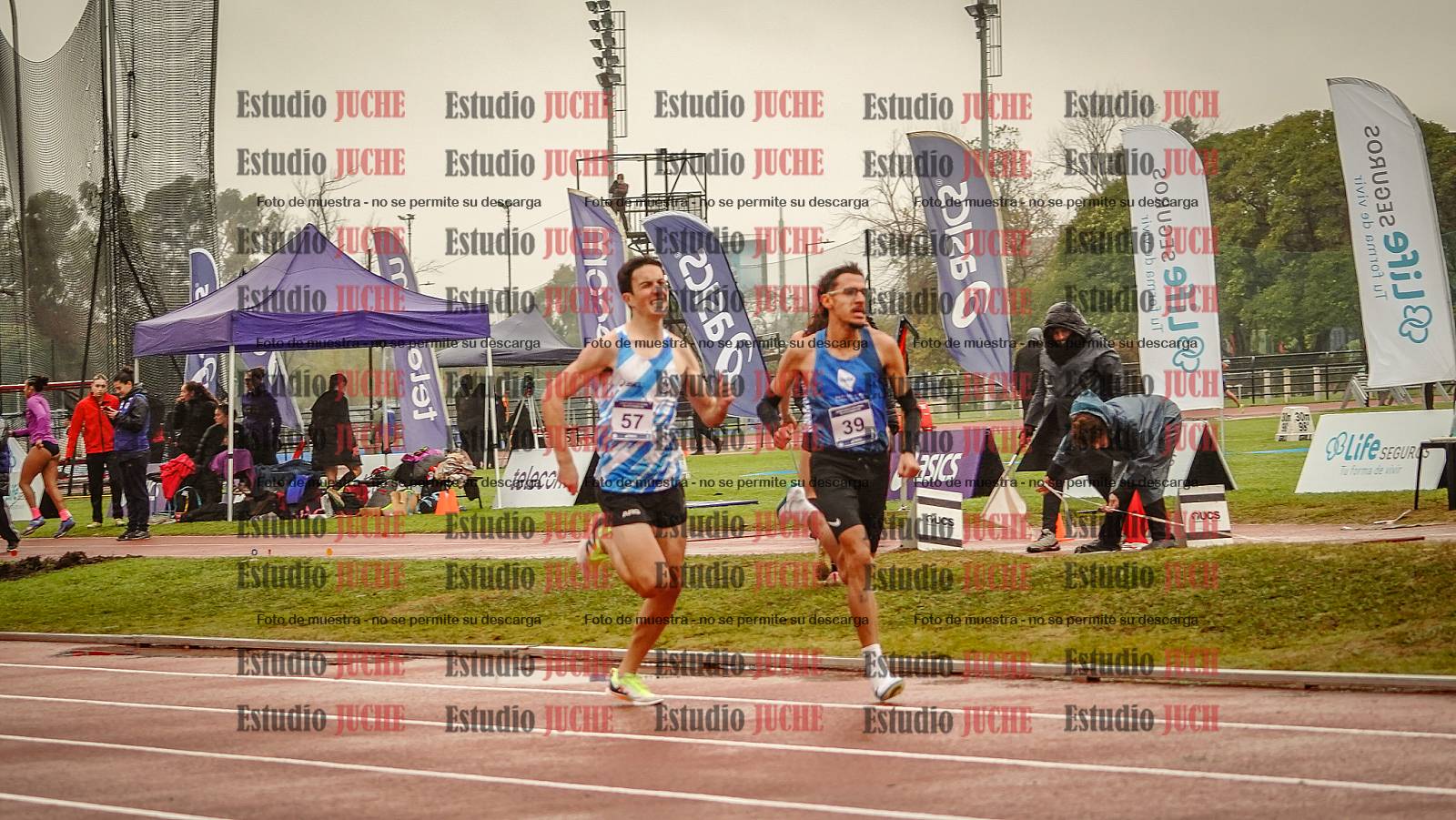 Fotos de los 1500 m llanos de varones