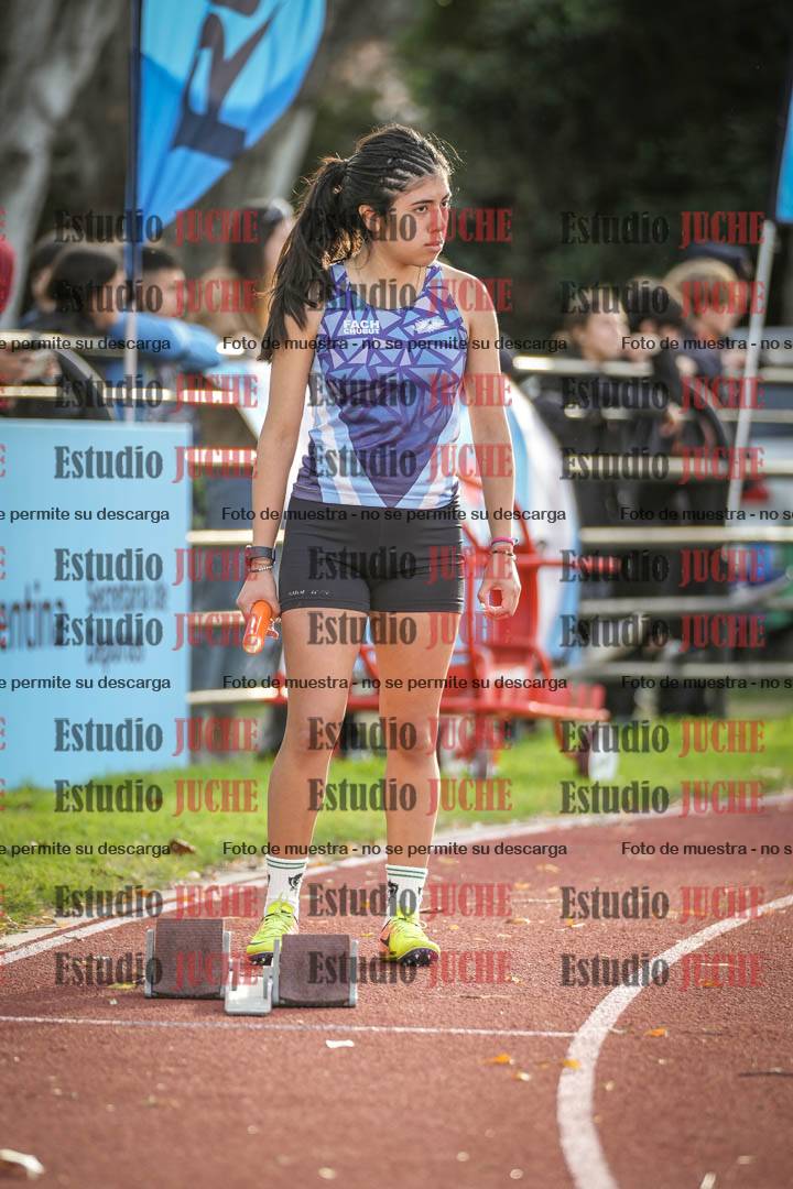 Fotos de las Postas 8x300 m mixta