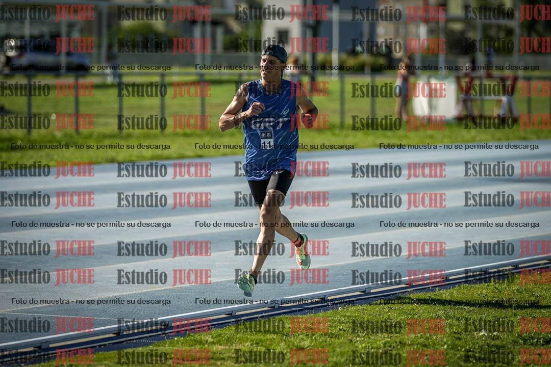 Fotos de los 3000 m llanos de varones