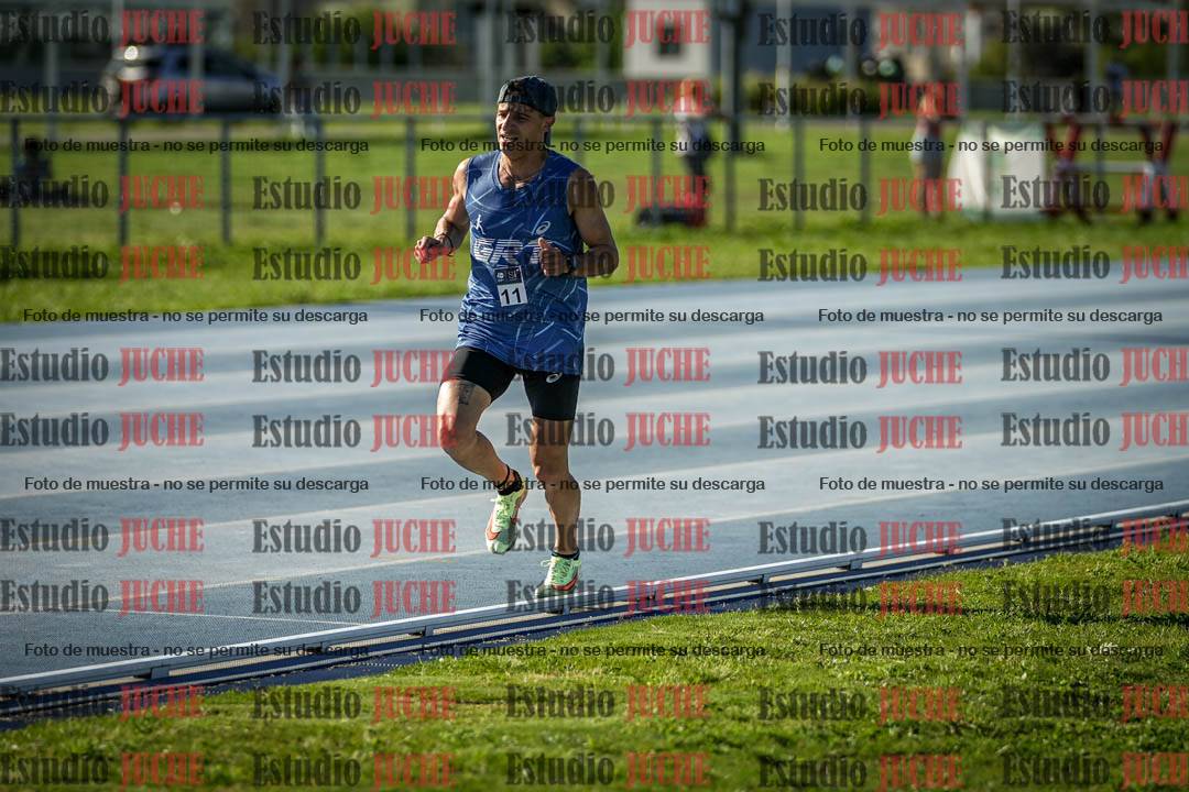 Fotos de los 3000 m llanos de varones