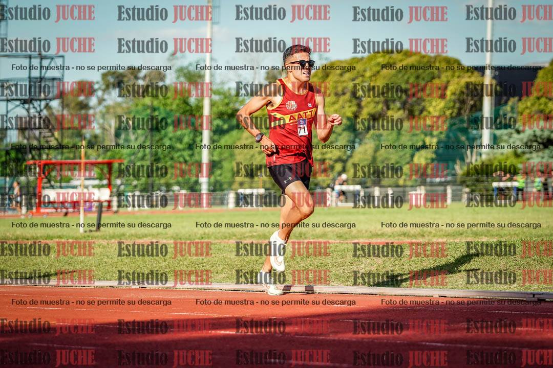 Fotos de los 3000 m llanos de varones