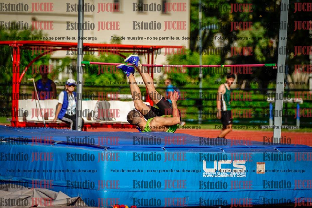 Fotos del salto en alto de varones
