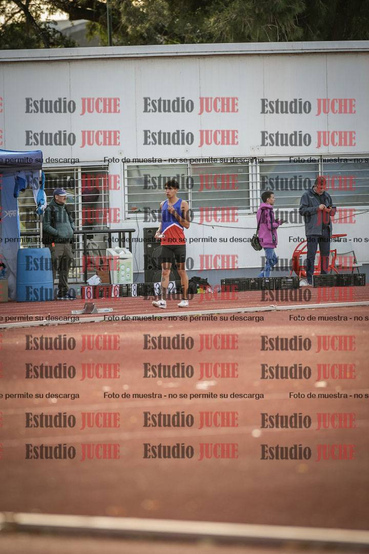 Fotos de las Postas 8x300 m mixta