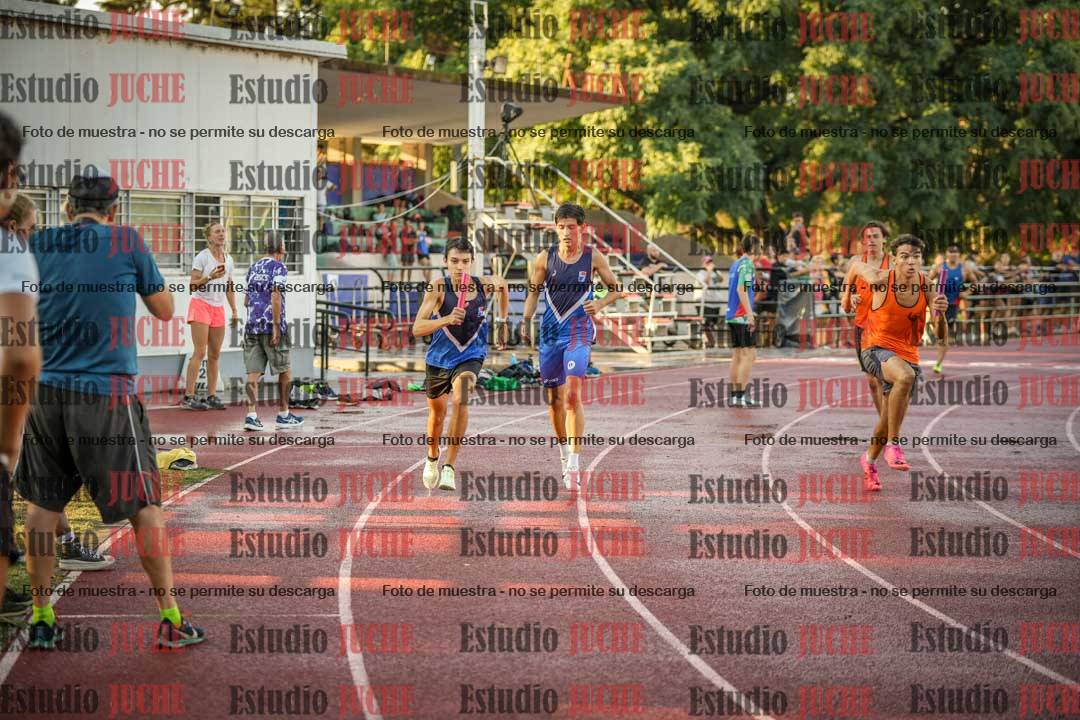 Fotos de las Postas 4x400 m de varones