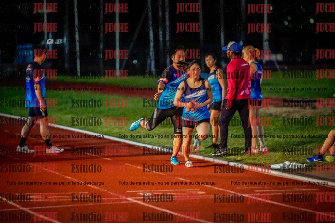 Fotos de las postas 4x400 m mixtas