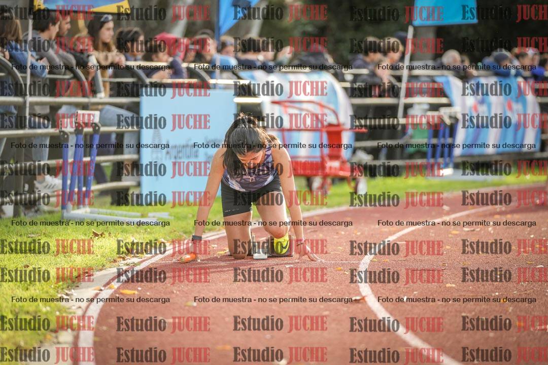 Fotos de las Postas 8x300 m mixta