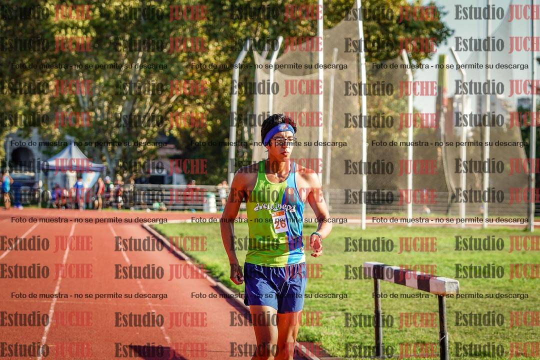Fotos de los 3000 m llanos de varones