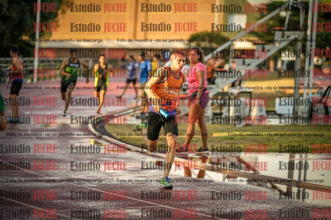 Fotos de las Postas 4x400 m de varones