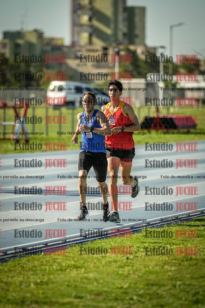 Fotos de los 3000 m llanos de varones