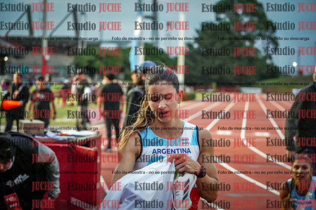 Fotos de algunos extras y podios del día 1