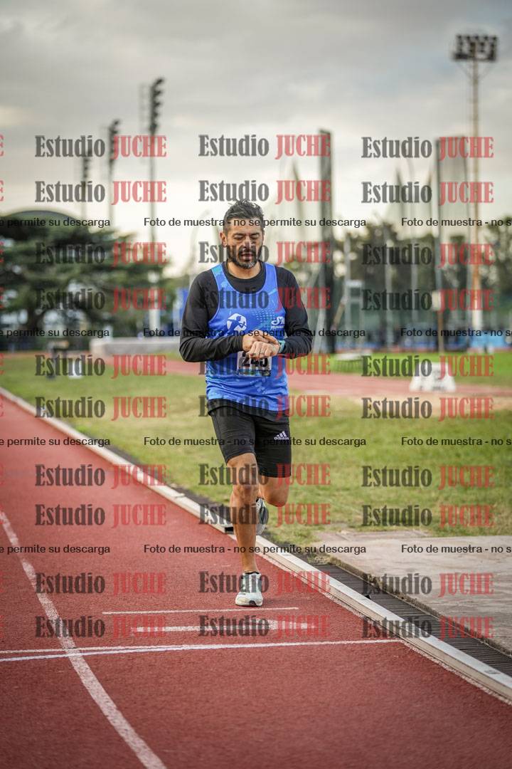 Fotos de los 1500 m llanos de varones