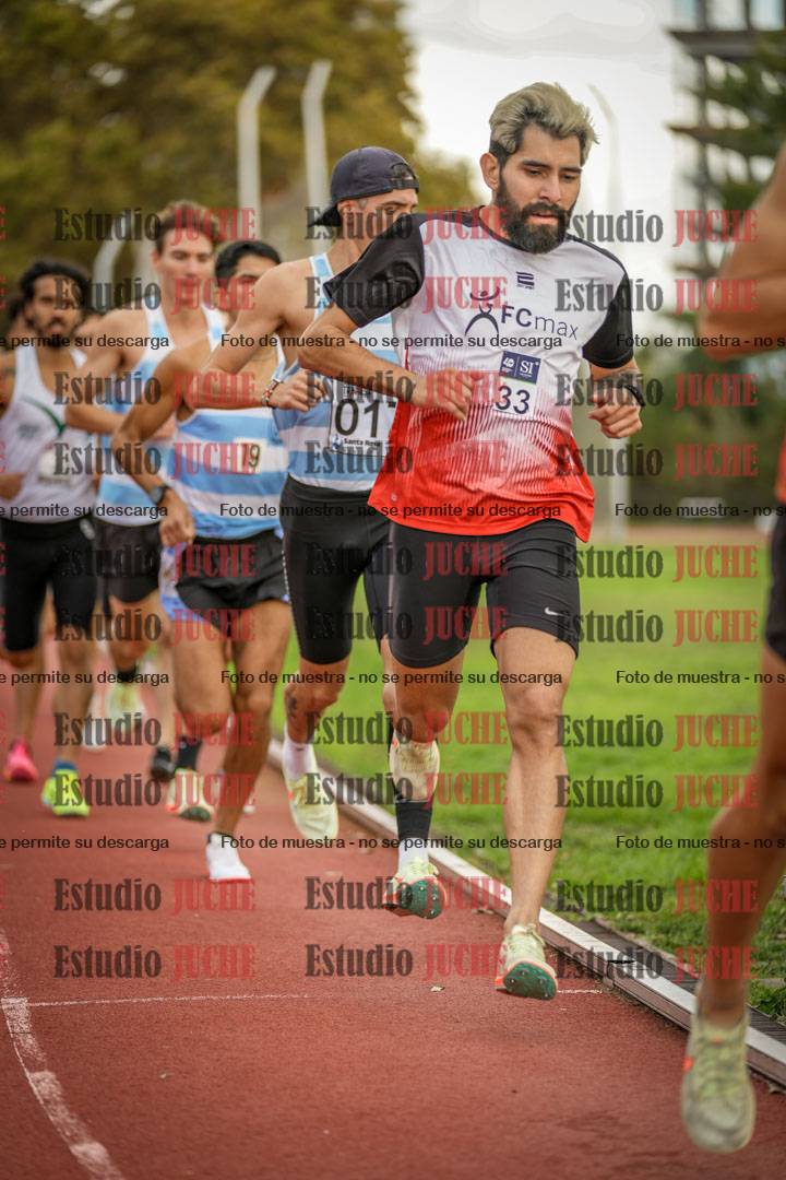 Fotos de los 3000 m llanos de varones