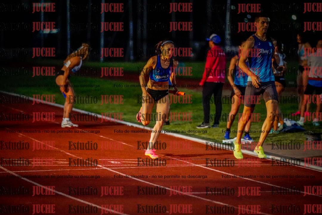 Fotos de las postas 4x400 m mixtas