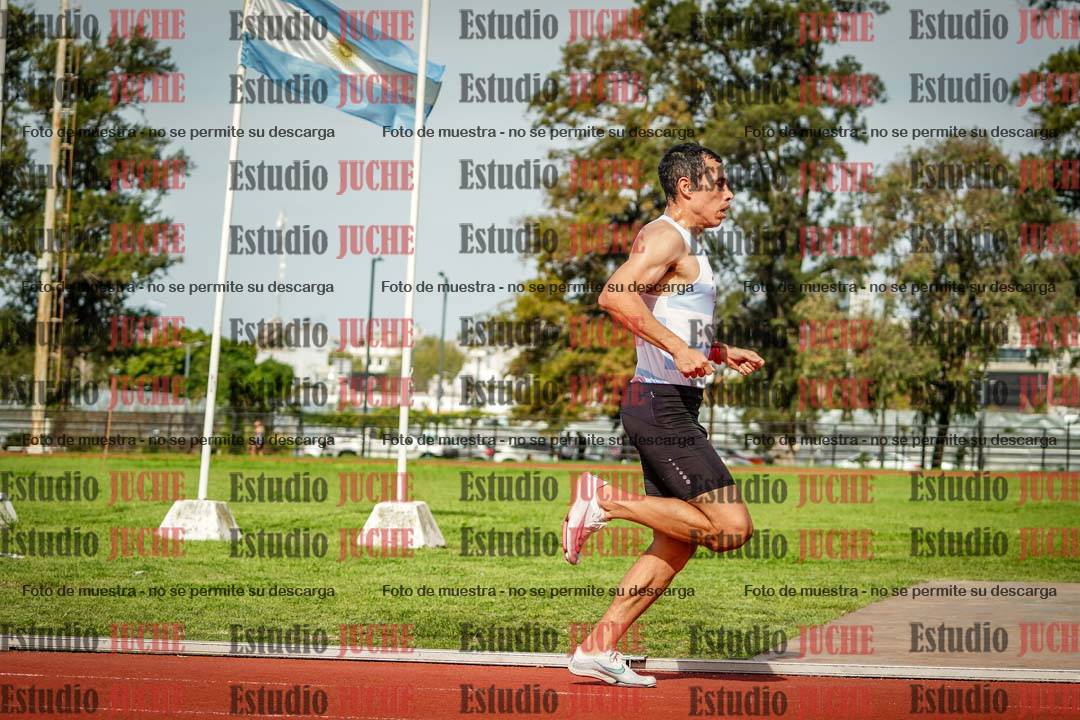 Fotos de los 3000 m llanos de varones
