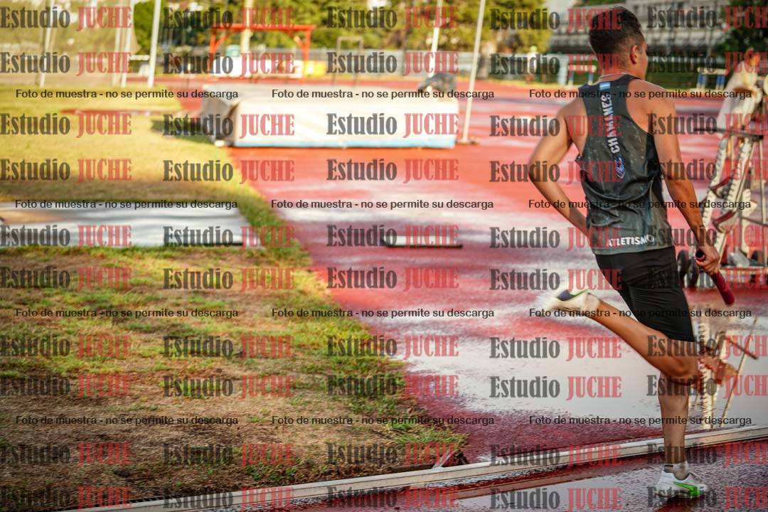 Fotos de las Postas 4x400 m de varones