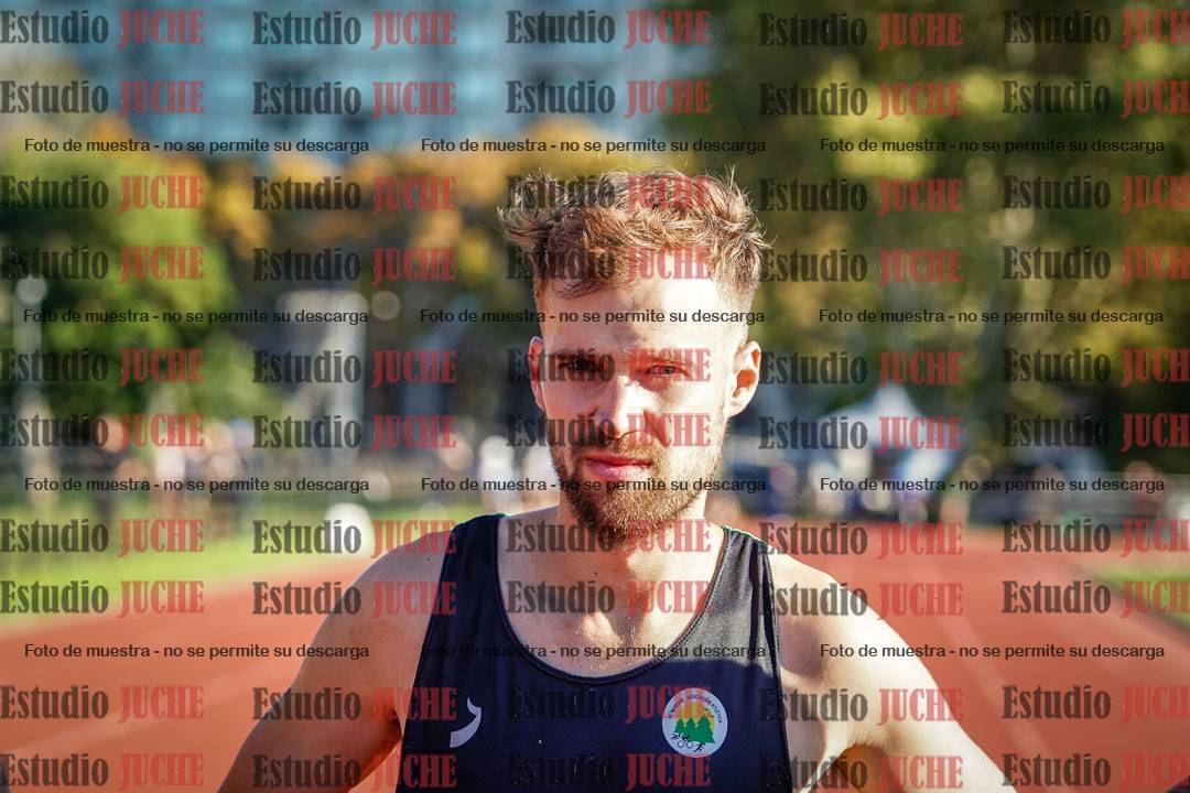Fotos de los 3000 m llanos de varones