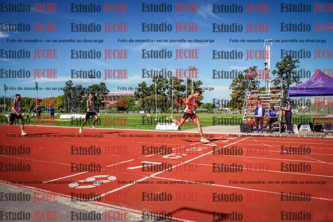 Fotos de los 400 m llanos de varones