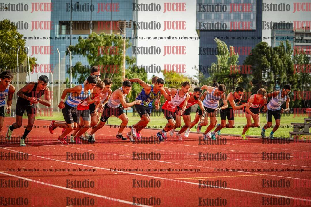 Fotos de los 3000 m llanos de varones