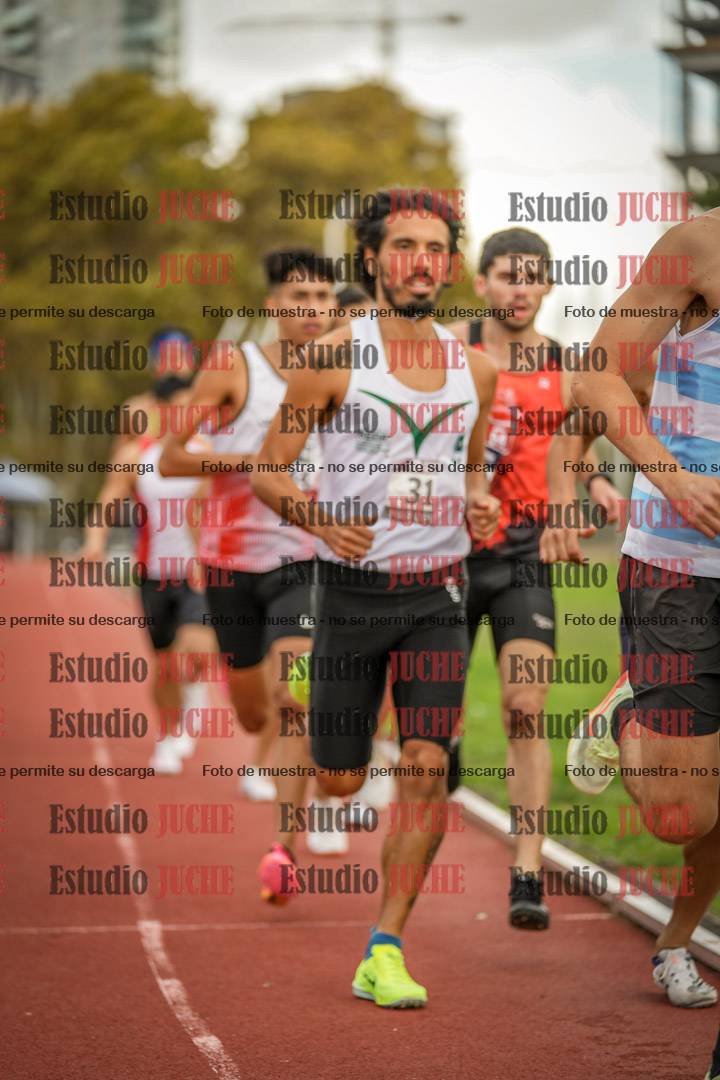 Fotos de los 3000 m llanos de varones