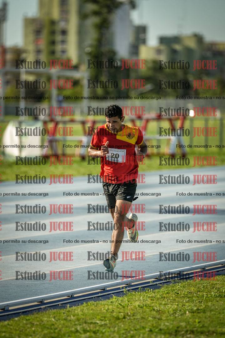 Fotos de los 3000 m llanos de varones