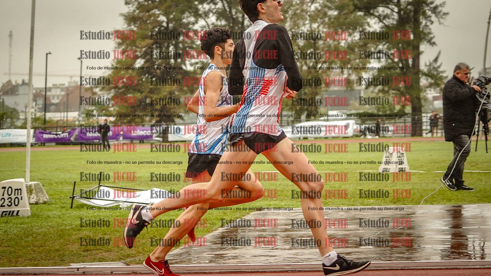Fotos de los 1500 m llanos de varones