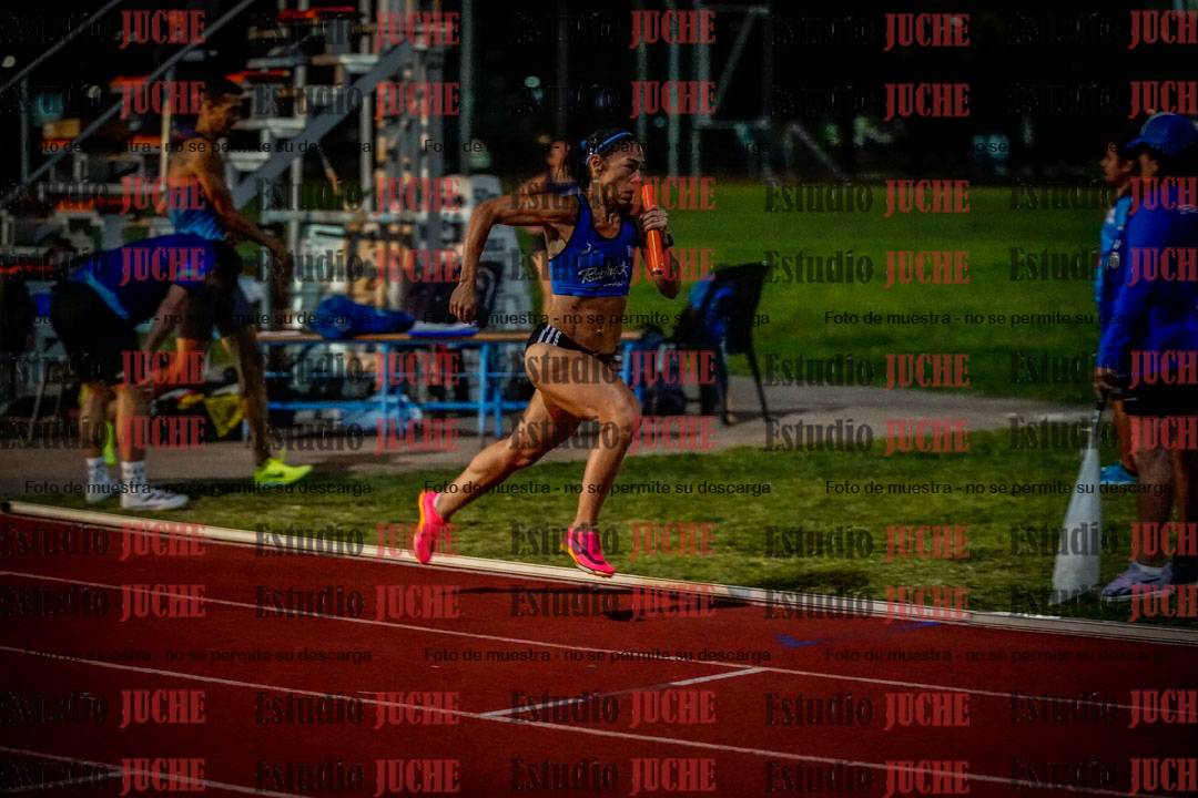 Fotos de las postas 4x400 m mixtas