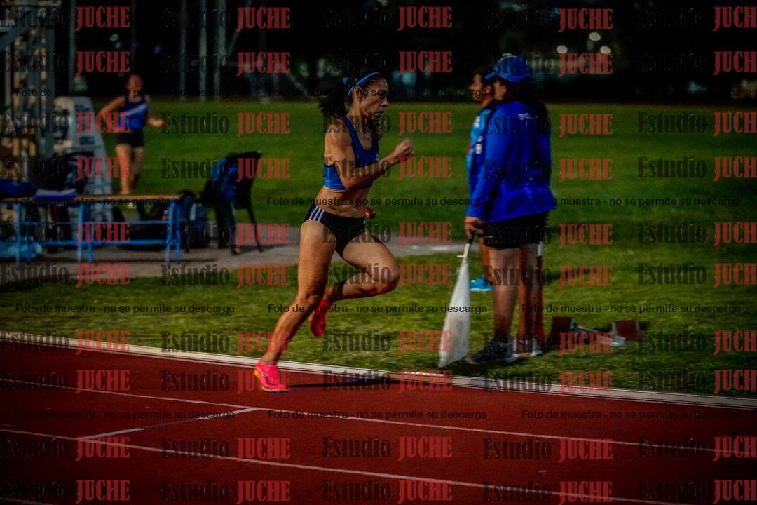 Fotos de las postas 4x400 m mixtas