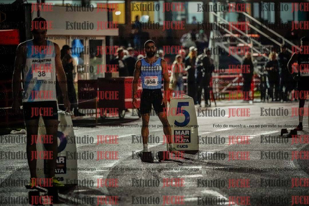 Fotos de los 400 m llanos de varones - deca 5 - serie 1