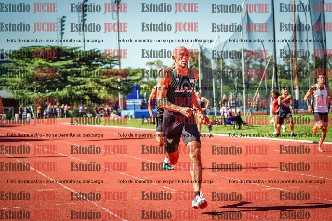Fotos de los 400 m llanos de varones