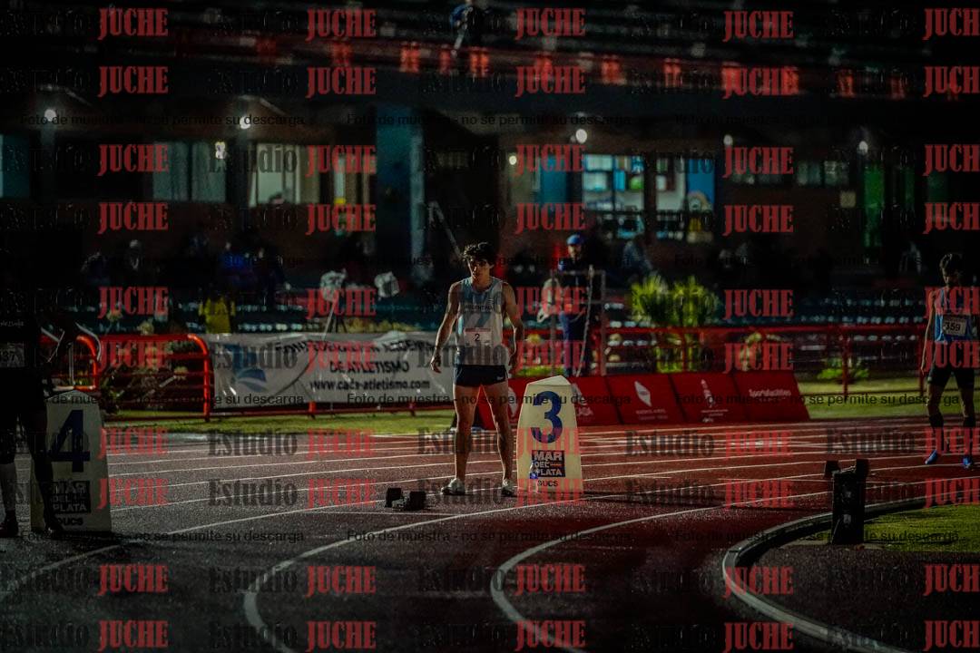 Fotos de los 400 m llanos de varones - deca 5 - serie 1