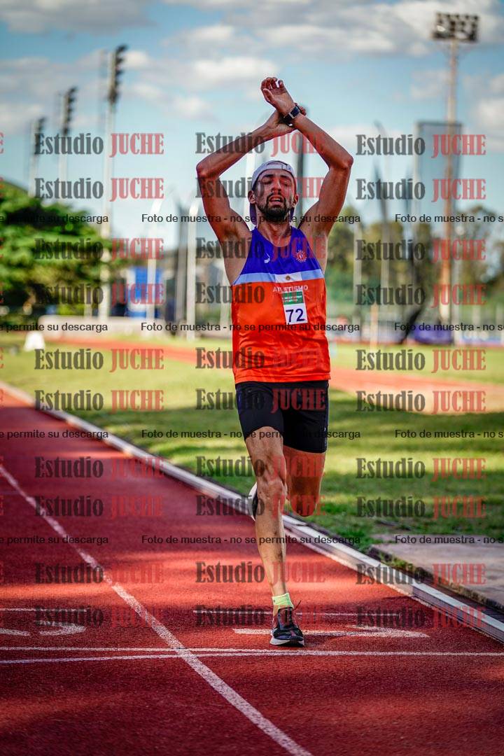 Fotos de los 3000 m llanos de varones