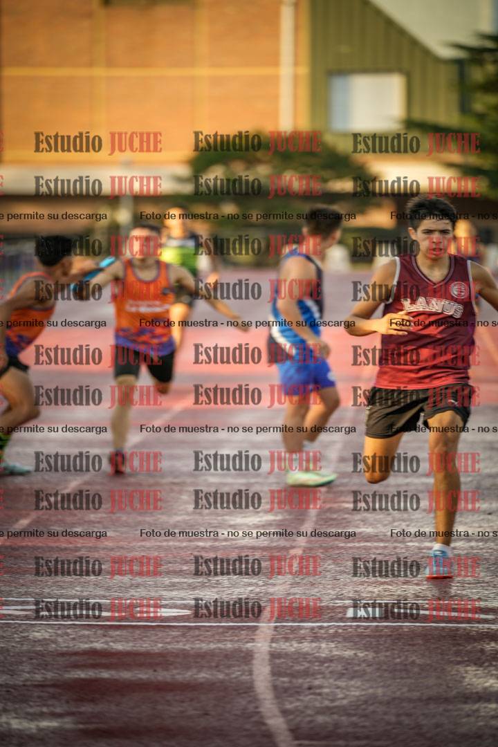 Fotos de las Postas 4x400 m de varones