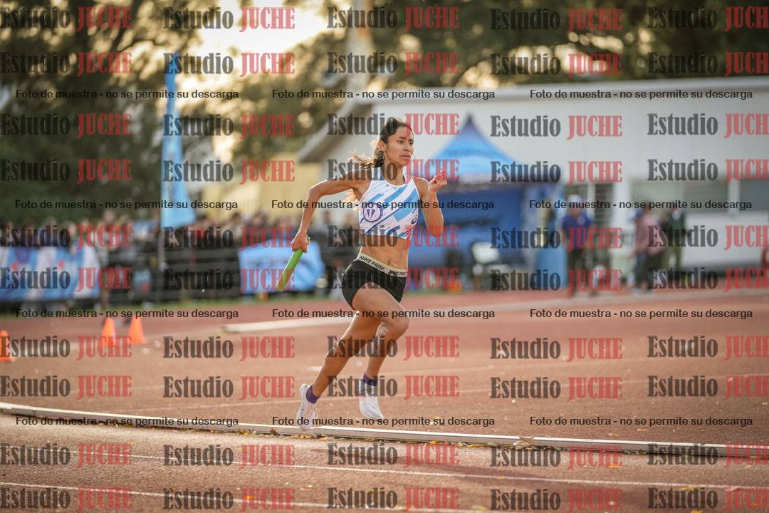 Fotos de las Postas 8x300 m mixta
