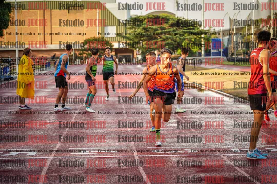 Fotos de las Postas 4x400 m de varones