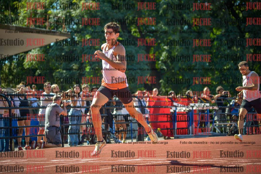 Fotos de los 400 m llanos de varones