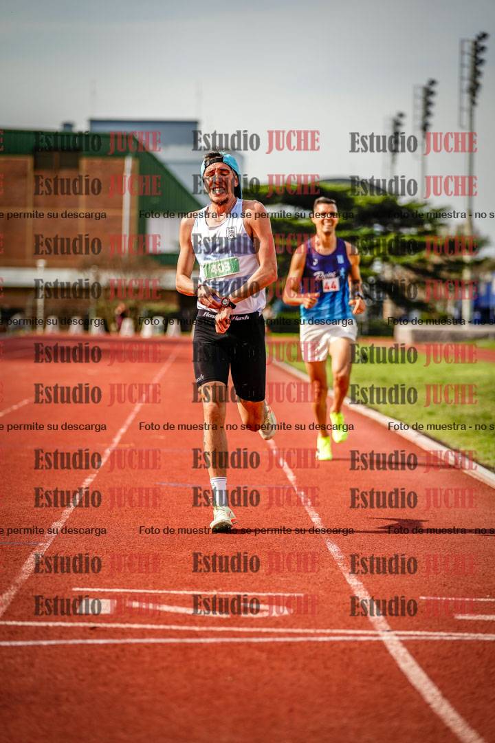 Fotos de los 3000 m llanos de varones